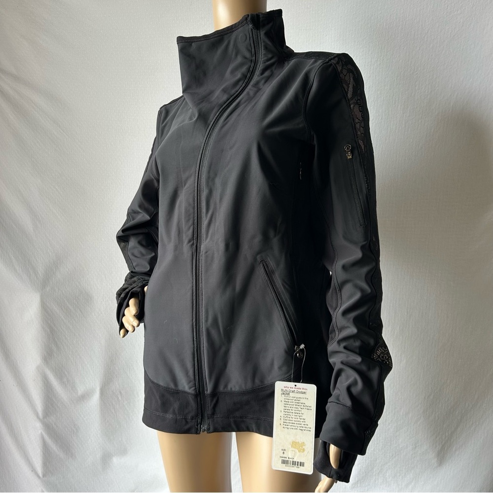 LULULEMON DRAFT DODGER BLACK LACE